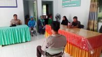 Polsek Una Una Jumat Curhat Sambangi Kantor Desa Tanimpo