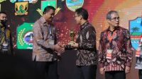 Pemkab Touna Raih Penghargaan UHC Award 2023
