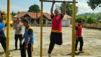 Kapolsek Tojo Bersama Anggota Ikuti Uji Kesamaptaan Jasmani