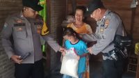 Polsek Ampana Kota Berbagi di Bulan Ramadhan Salurkan Sembako Kepada Anak Penyandang Disabilitas dan Lansia