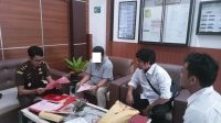 Polres Touna Serahkan Tersangka LB Pemilik 8 Paket Sabu ke Kejari Touna