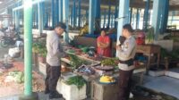 Ops Bina Kusuma Tinombala 2023, Satbinmas Polres Touna Cek Harga Sembako di Pasar dan Swalayan