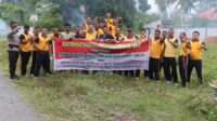 Bakti Sosial, Polres Touna Laksanakan Kerja Bakti di Pembangunan MDA Alkhairaat Dondo Barat