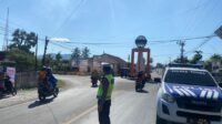 Jaga Ketertiban di Jalan Raya, Personel Sat Lantas Polres Touna Lakukan Patroli dan Pengaturan