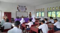 Polsek Tojo Berikan Penyuluhan Pencegahan Kenakalan Remaja dan Narkoba pada Kegiatan MPLS di SMA Negeri 2 Tojo