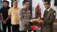 Beri Kejutan, Wakapolres Touna Berikan Nasi Tumpeng di Hari Bhakti Adhyaksa ke-63