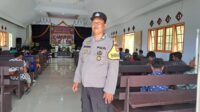 Bhabinkamtibmas Amankan Ibadah Minggu di Gereja GPDI Tosirna Tobamawu
