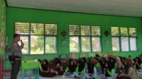 Cegah Kenakalan Remaja, Kanit Binmas Polsek Una Una Sambang Sekolah