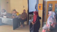 Kapolsek Ampana Kota Jumat Curhat Bersama Pemerintah Kelurahan Dondo Barat