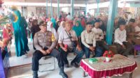 Jalin Silaturahmi, Kapolsek Wakep Hadiri Peringatan Maulid Nabi Muhammad SAW di Desa Dolong B