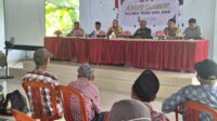 Pimpin Langsung Jumat Curhat, Kapolres Touna Silaturahmi dengan Masyarakat Sabulira Toba