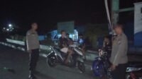 Patroli Malam Hari, Piket Jaga Polsek Ampana Kota Berikan Himbauan Kepada Pemuda