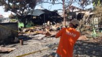 Satreskrim Polres Touna Olah TKP Kebakaran Java Cafe II dan Satu Rumah
