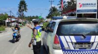 Satgas Kamseltibcarlantas Polres Touna Tingkatkan Patroli dan Sosialisasi Keselamatan Berlalu Lintas