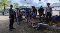 Jaga Kamtibmas Jelang Pemilu, Patroli Polsek Una Una Sambangi Warga