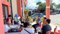 Kapolres Touna Tinjau Proses Penyortiran dan Pelipatan Surat Suara Pemilu 2024