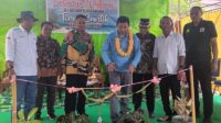 Wabup Touna Resmikan Usaha Tirai Cantik Lembanato Kecamatan Togean