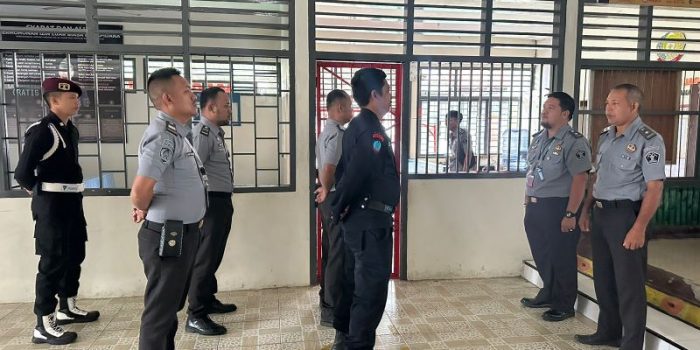 KA. KPLP dan Kasi Adm Kamtib Lapas Ampana Berikan Penguatan Tusi Kepada Rupam