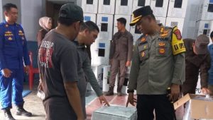 Kapolres Bersama Kajari Touna Cek Gudang Logistik KPU dan Lokasi Pelipatan Surat Suara Pemilu