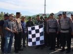 Kapolres Touna Kawal Langsung Pelepasan Logistik Pemilu Tahap Pertama Dapil 2 wilayah kepulauan