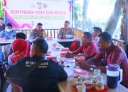 Tingkatkan Kemitraan, Kapolres Touna Ngopi Bareng Bersama Awak Media
