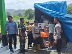 Polsek Ampana Tete Kawal Pendistribusian Logistik Pemilu ke 20 TPS Dataran Bulan