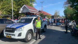 Wujud Kehadiran Polri, Satlantas Polres Touna Kawal Jalan Santai HUT SMAN 1 Ampana Kota