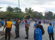 Jelang Ramadhan, Muspika Ampana Kota Gotong Royong Bersihkan Pantai Taman JH Ampana