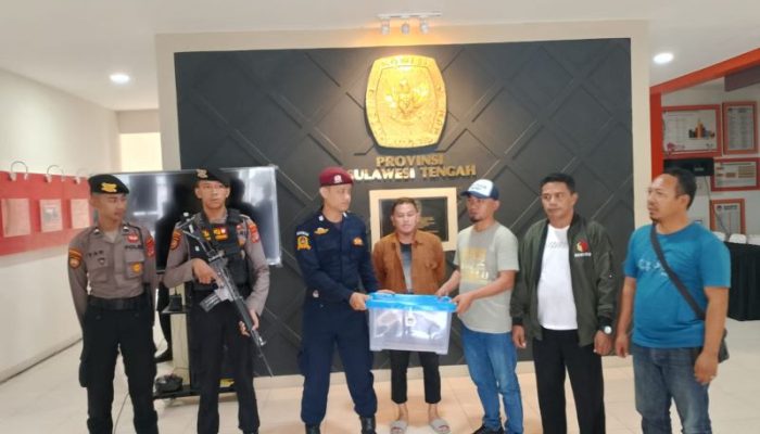 Polisi Kawal Pergeseran D1 Hasil Pleno, Dari KPU Touna ke KPU Provinsi Sulteng