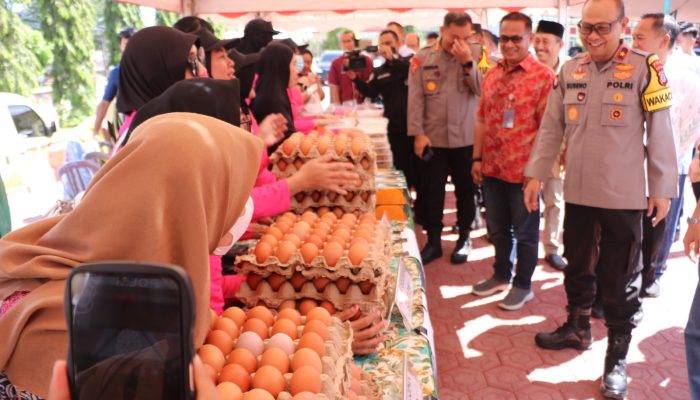 Pasar Murah Jelang Idul Fitri dan Pengendalian Inflasi dibuka Wakapolda Sulteng