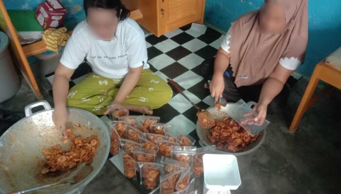 Tingkatkan Ketrampilan WBP, Lapas Lakukan Pembinaan Kemandirian Pembuatan Kripik Pisang
