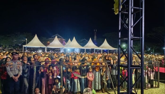 Ribuan Warga Antusias Saksikan Peluncuran Tahapan Pemilihan Bupati dan Wakil Bupati Touna