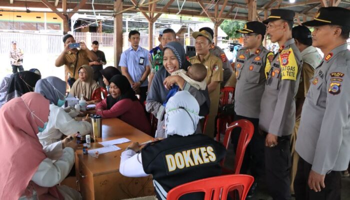 Sambut HUT Bhayangkara ke-78, Polres Touna Gelar Bakti Sosial dan Bakti Kesehatan