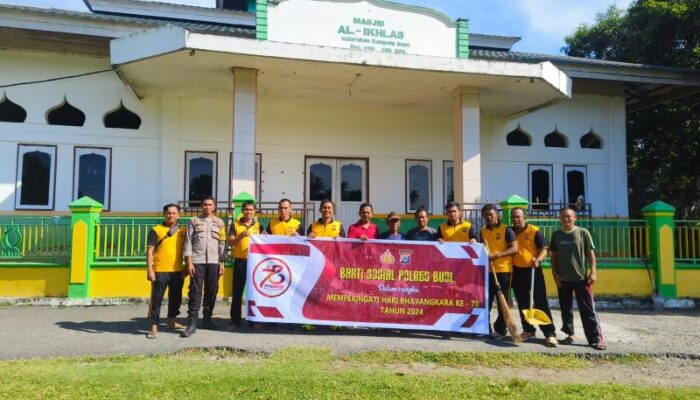 Sambut Hari Bhayangkara Ke-78, Polsek Biau Gelar Bakti Religi di Masjid Al Ikhlas Bugis