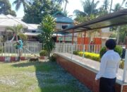 WBP Laksanakan Pembersihan Rutin Halaman Lapas Ampana