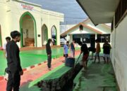 WBP Lapas Ampana Secara Gotong Royong Bersihkan Lingkungan Dalam Lapas