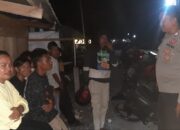 Polsek Ampana Tete Himbau Warga Jaga Kamtibmas Jelang Pilkada Melalui Patroli Dialogis