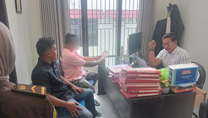 Warga Wakai Tersangka Kasus Narkotika Diserahkan Polisi ke JPU