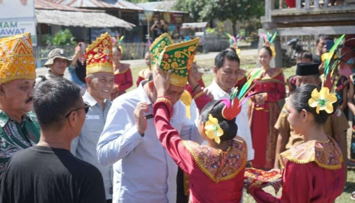 Buka Festival Budaya Suku Toroka, Bupati Mad Lahay: Nilai Budaya Harus Dijaga dan Dilestarikan Agar Tidak Punah Oleh Arus Modernisasi