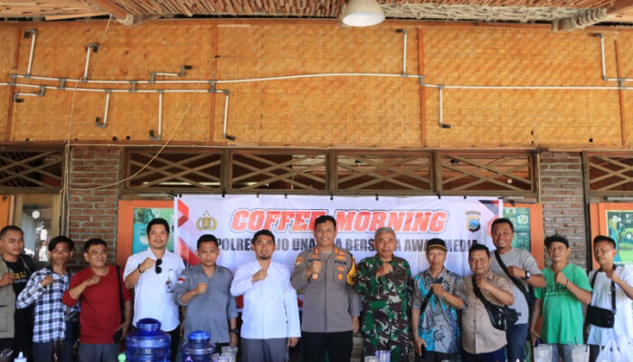 Wujudkan Pilkada Aman dan Kondusif, Kapolres Touna Coffee Morning Bersama Awak Media