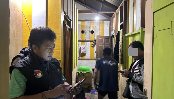 Viral Lagi Asik Nyabu, Oknum Kades di Touna Diamankan Polisi