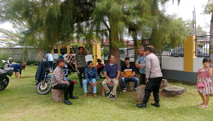 Minggu Kasih, Polsek Ampana Kota Dengarkan Saran dan Masukan Jemaat Gereja