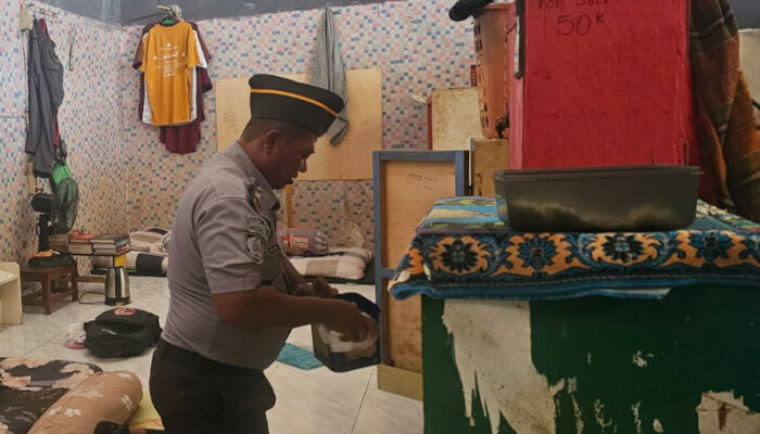Penggeledahan Insidentil di Lapas Ampana, Cegah Gangguan Keamanan dan Ketertiban