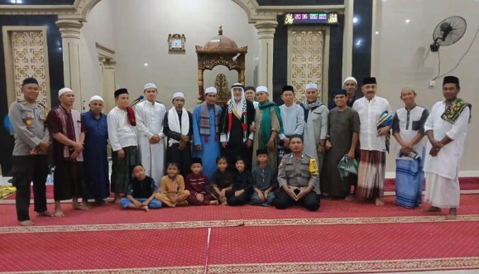 Kapolsek Ampana Kota Hadiri Safari Ramadhan Ulama Palestina Syekh Abdel Fattah Abdel Hamid