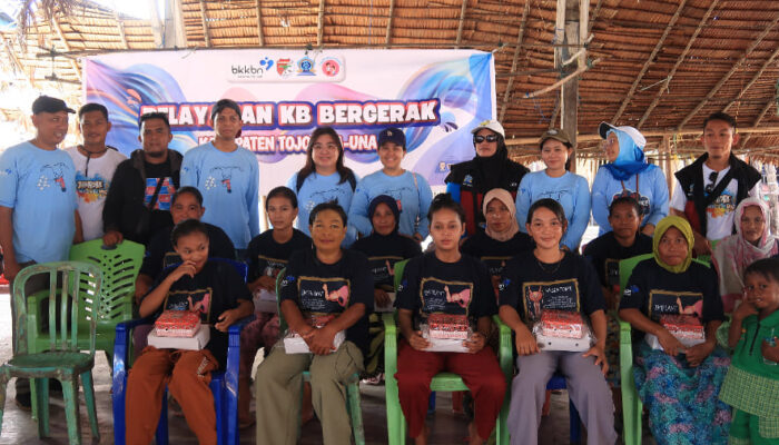 Kemenduk/BKKBN Sulteng bersama Dinkes PPKB Touna Gelar Pelayanan KB Bergerak