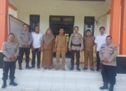 Sambangi Kelurahan Uemalingku, Sat Binmas Polres Touna Ajak Warga Jaga Toleransi Selama Bulan Suci Ramadhan
