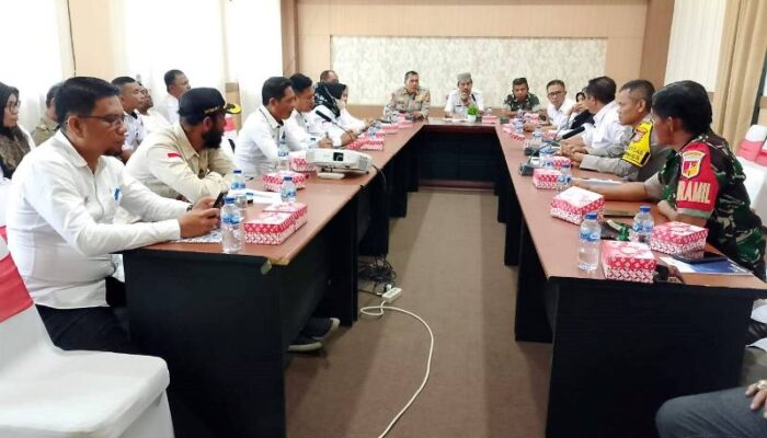 Pemkab Touna Gelar Rakor, Bahas Mekanisme Penertiban Pedagang Ikan dan Kaki Lima