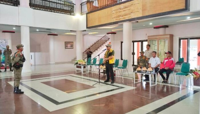 Bupati Ilham Lepas Kontingen Satpol PP dan Damkar Ikuti Puncak HUT Tingkat Provinsi di Parimo