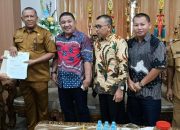 Bupati Ilham Terima Dokumen Hasil Uji Kompetensi dan Evaluasi Kinerja JPTP dari Pansel