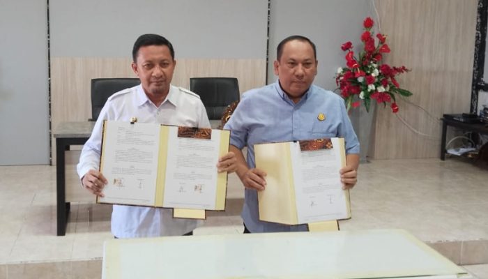 Bupati Ilham dan Kajari Touna Tandatangani Nota Kesepakatan Penanganan Masalah Hukum Bidang Perdata dan TUN